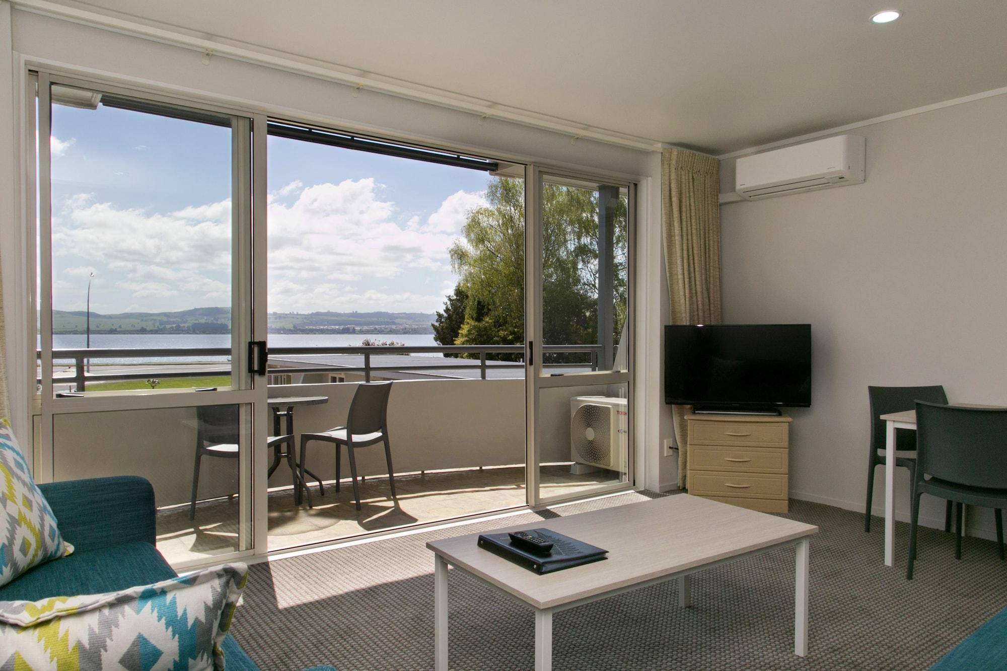 Anchorage Resort Taupo Nz Extérieur photo